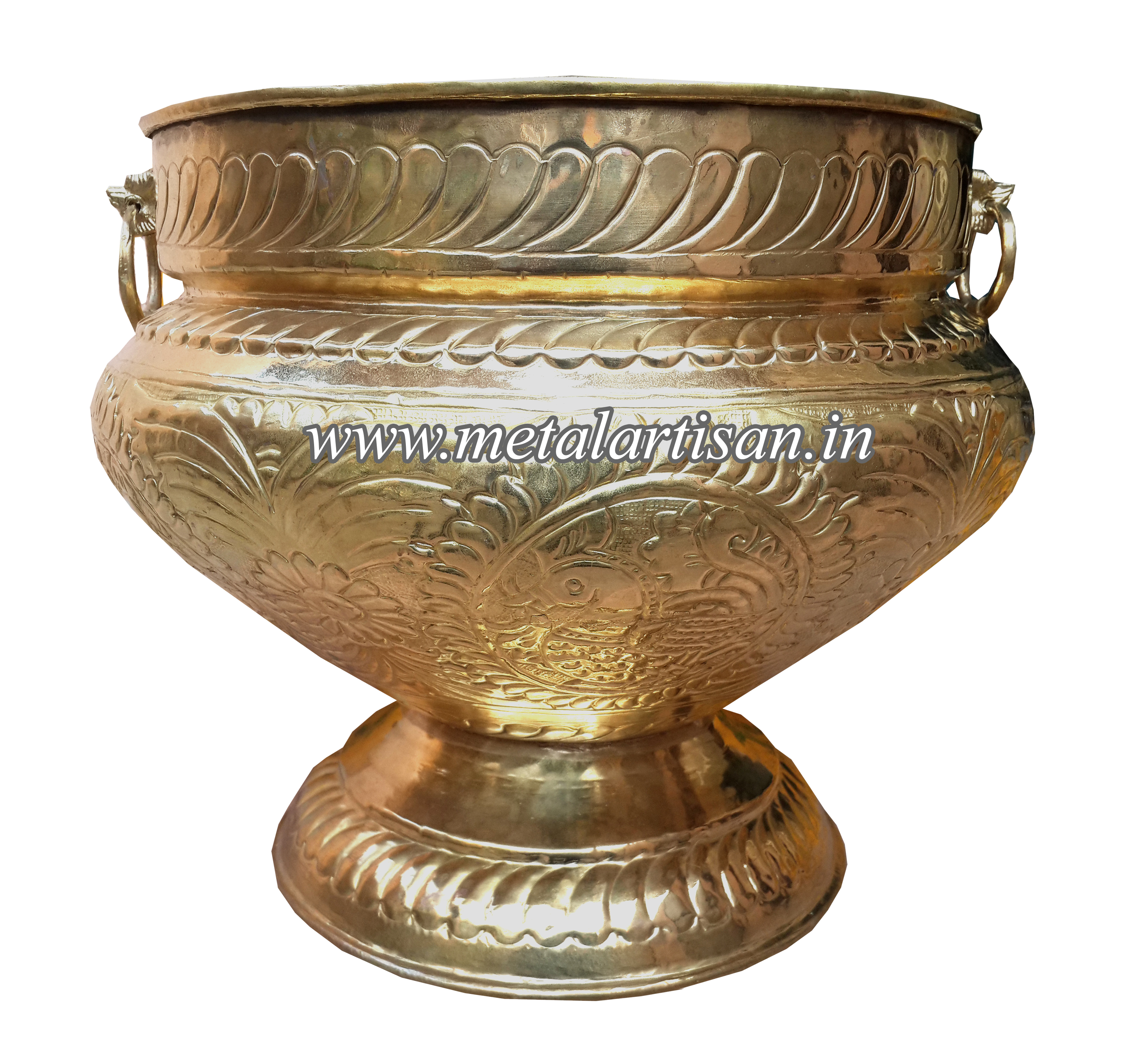 Brass Handcrafted Flower Vase – Elegant & Traditional Decor Piece