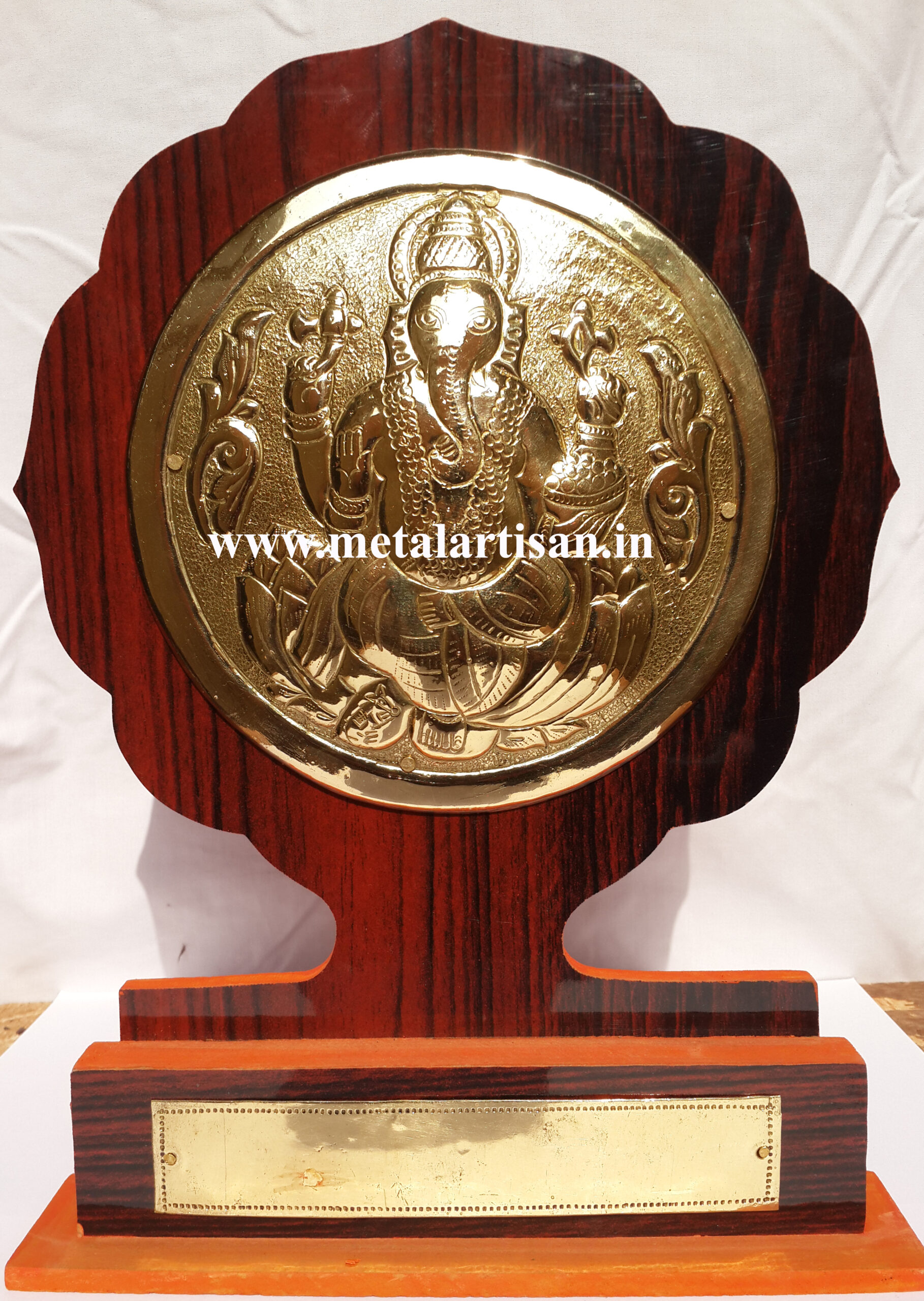Brass Handcrafted Lord Vinayaka Idol – Divine Blessings for Home & Office