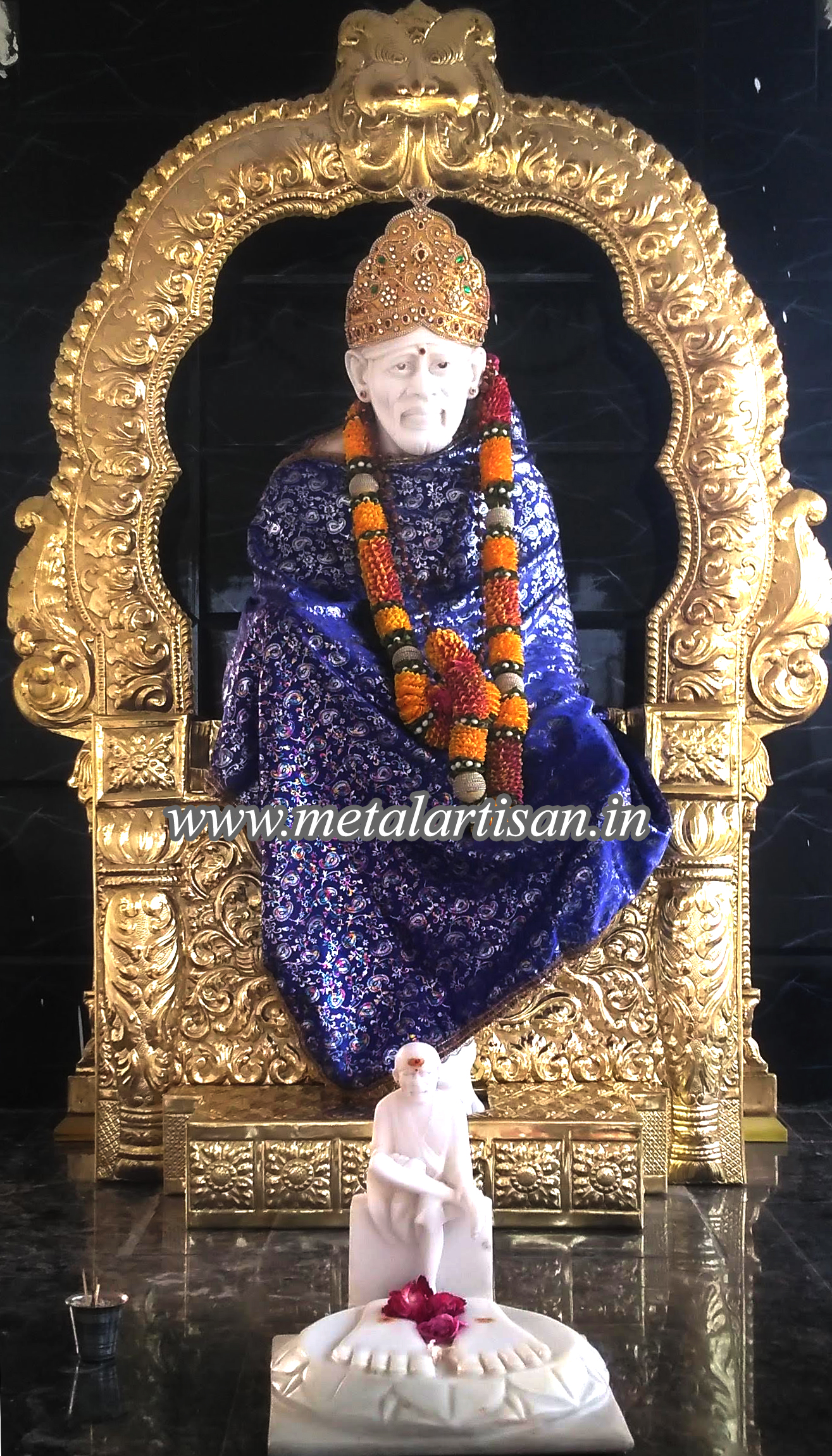 Brass Handcrafted Lord Sai Baba Throne – Divine Simhasanam for Temples & Pooja Rooms