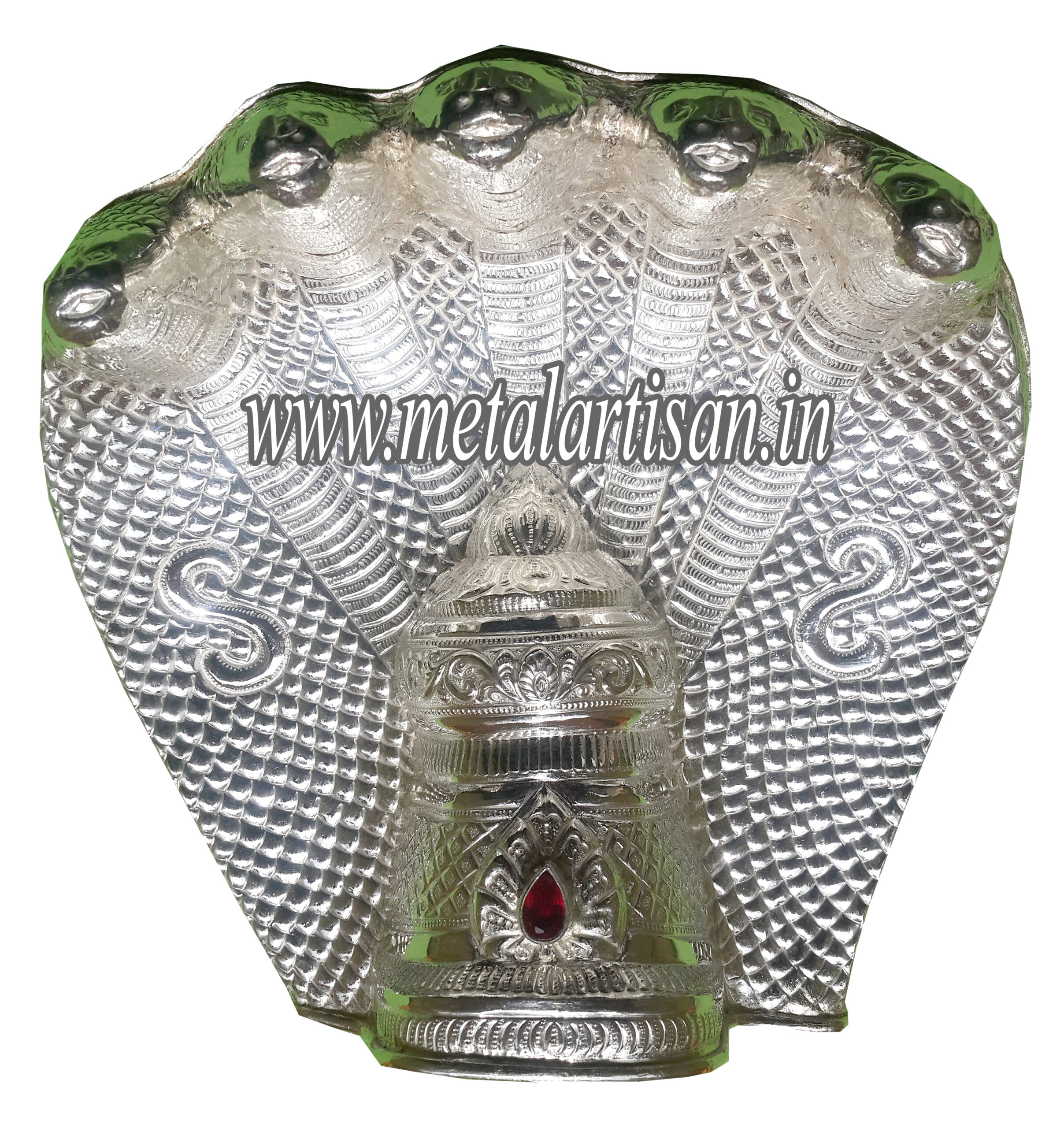 Silver Handcrafted Crown for Goddess – Exquisite Mukuta for Divine Adornment