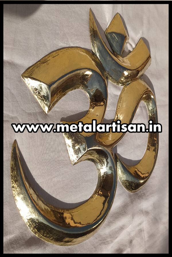 Handcrafted Brass Om Outlined Wall Hanging – Sacred Symbol of Peace & Spirituality - Image 3