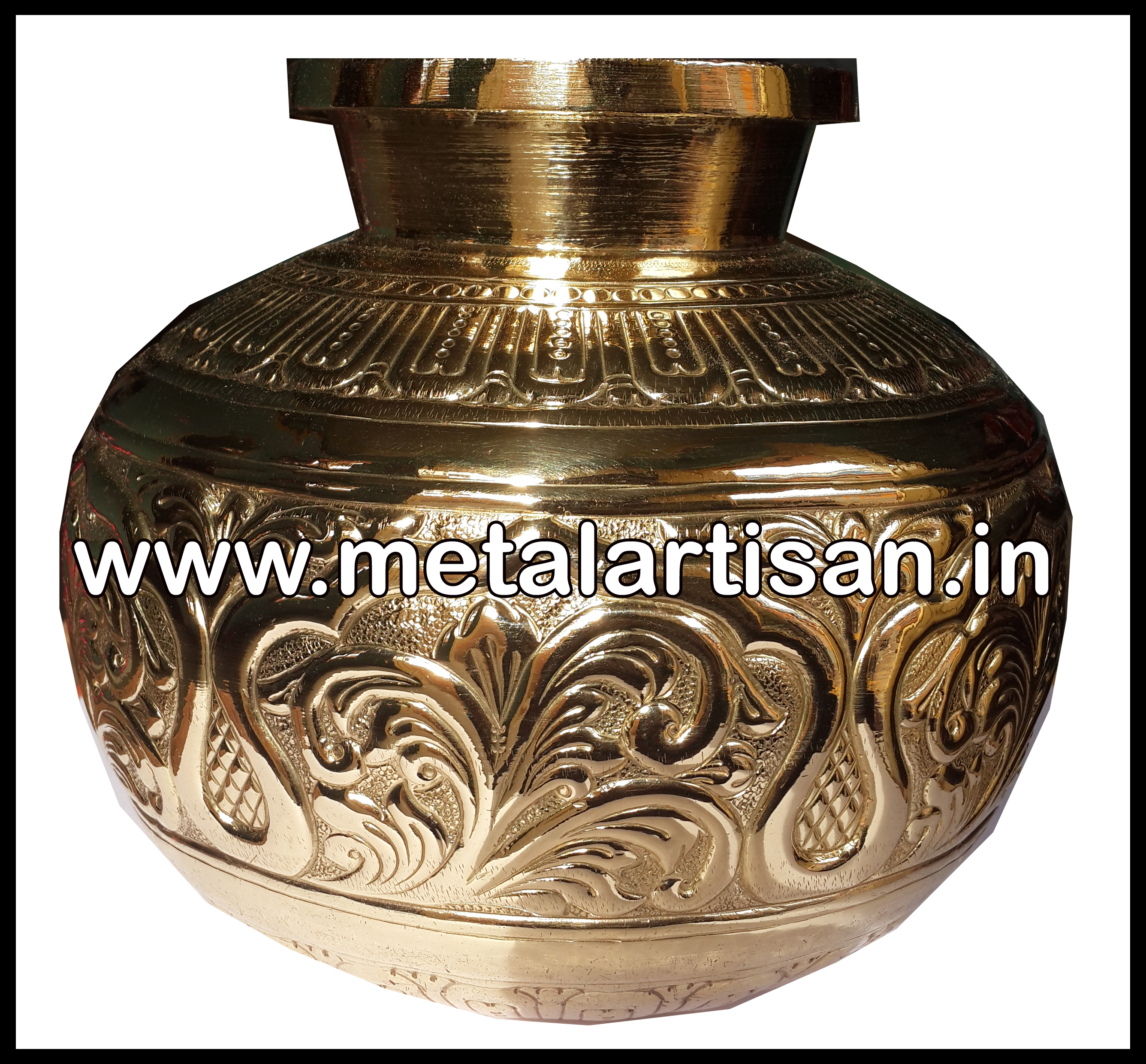 Brass Handcrafted Pot – Traditional Vessel for Pooja & Decorative Use