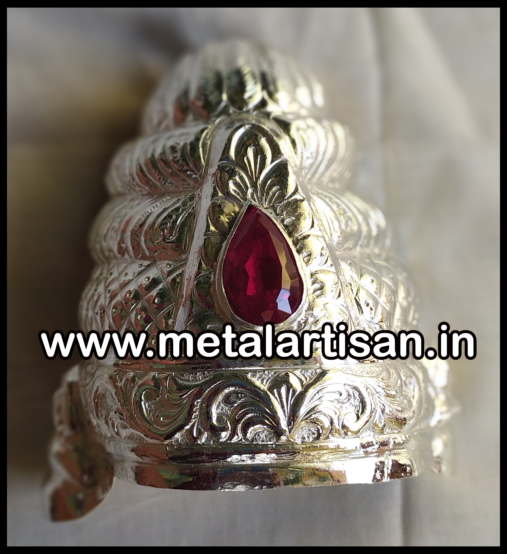 SILVER HANDCRAFTED CROWN – Pembarthy Metal Handicrafts