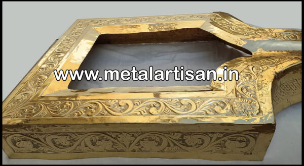 Brass Handcrafted Panavattam – Sacred Base for Divine Idols & Pooja Rituals - Image 2