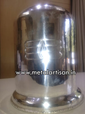 Handcrafted Silver Shiva Linga – Sacred Symbol of Divine Power and Spiritual Energy