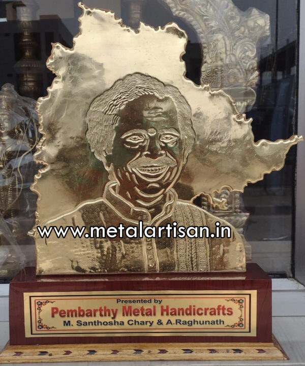 Handcrafted Brass Dattatreya Statue – Inspirational BJP Leader Representation